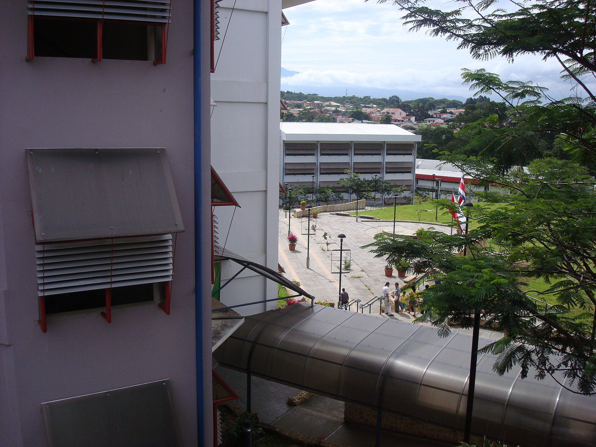 Universidad Nacional