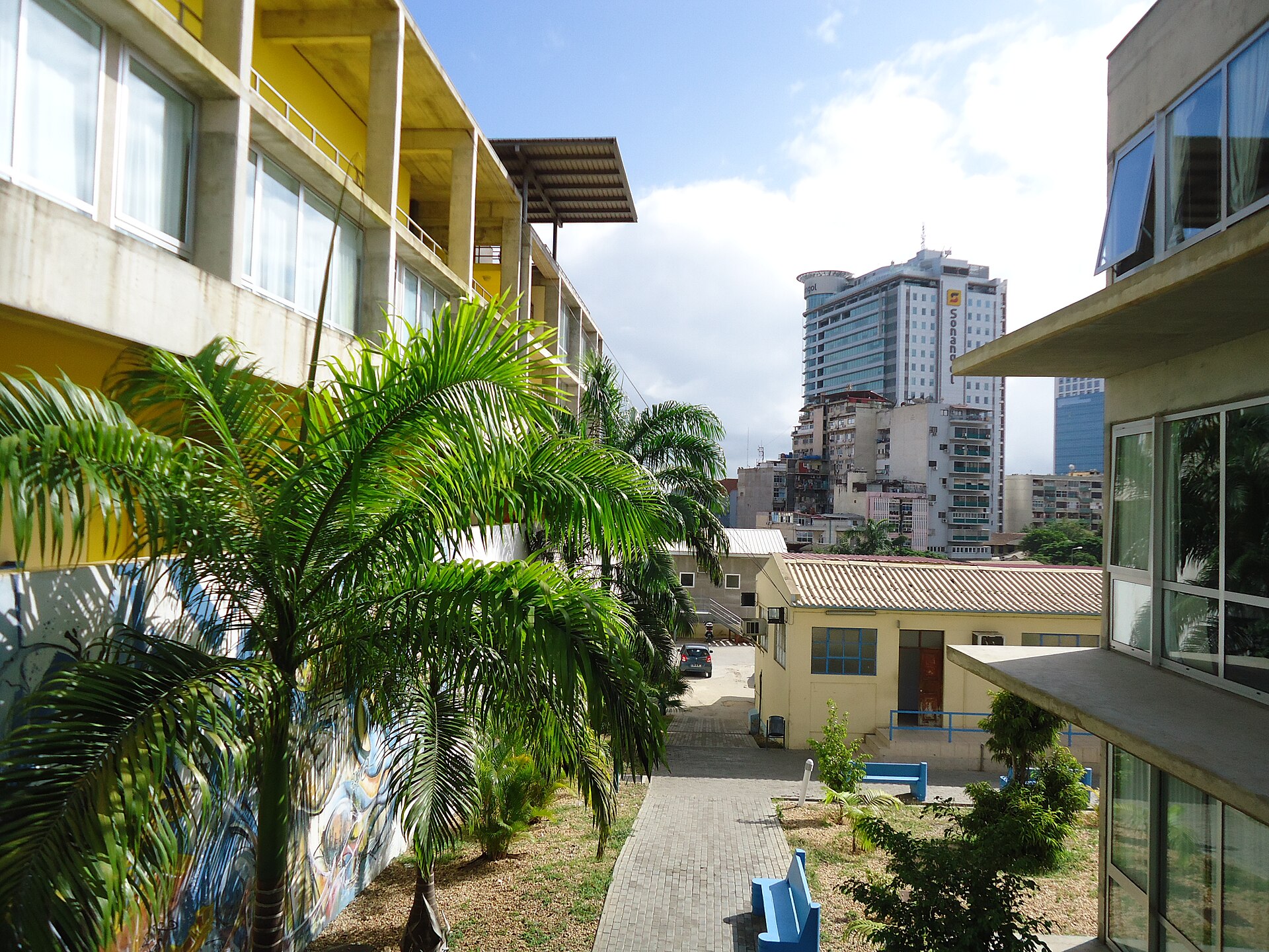 Universidade Lusíada