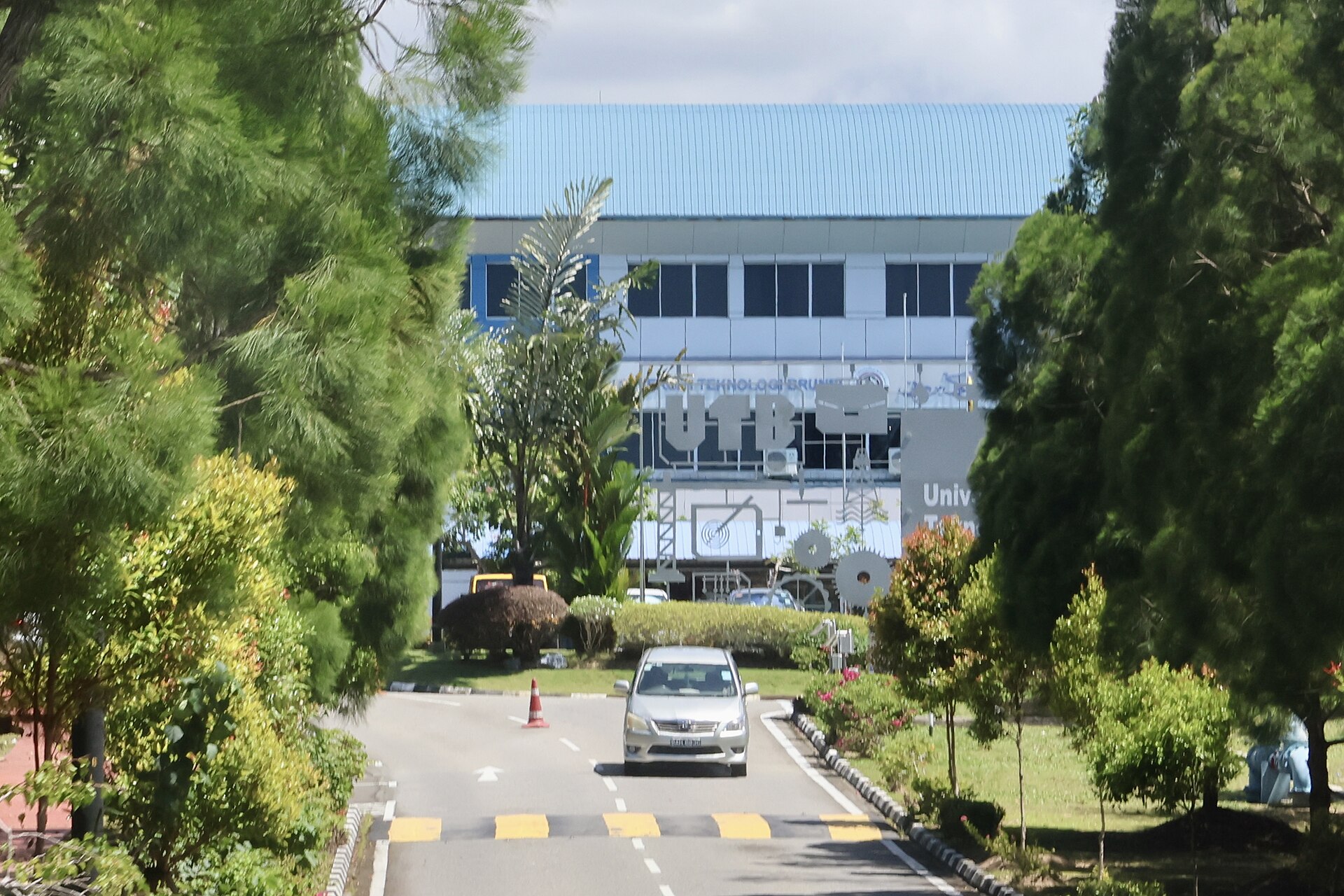Universiti Teknologi Brunei