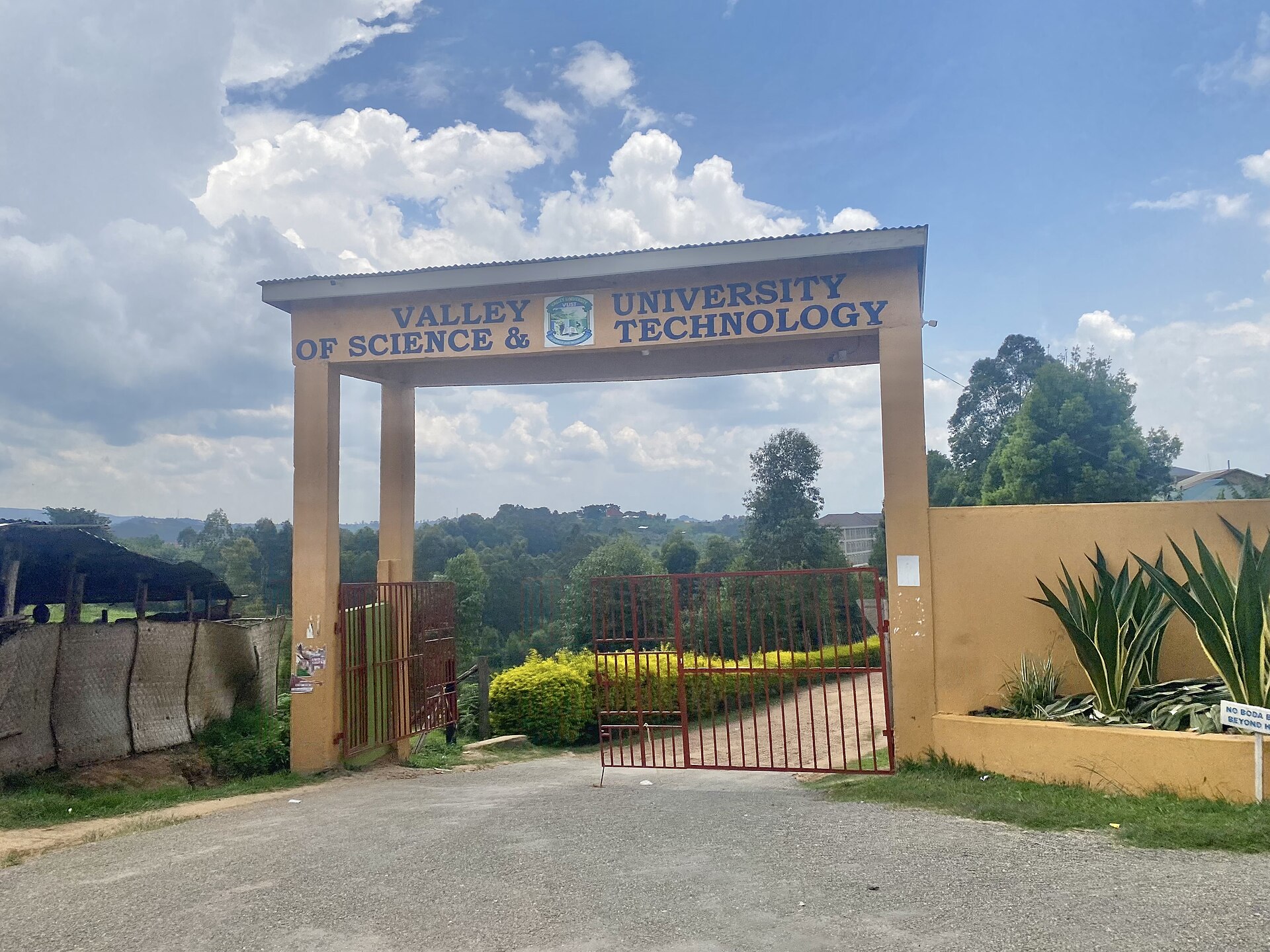 Valley University of Science and Technology