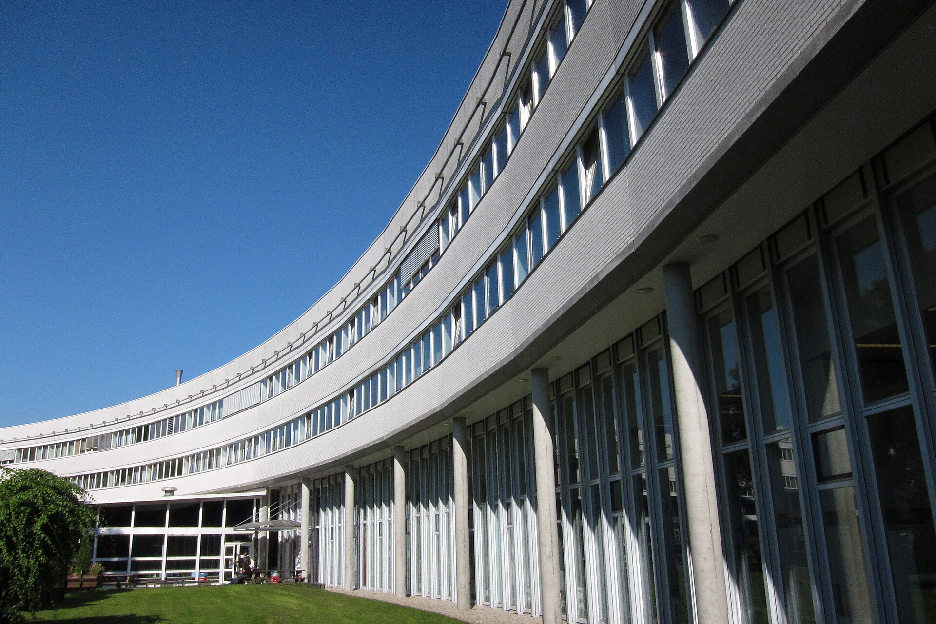 Van Hall Larenstein University of Applied Sciences