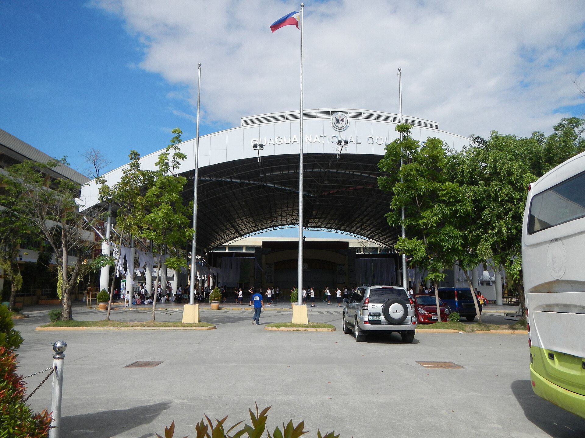 Guagua National Colleges