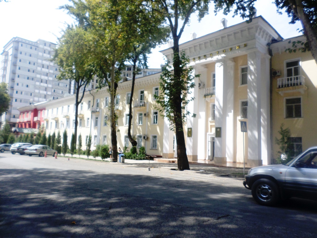 Tajik National Conservatory